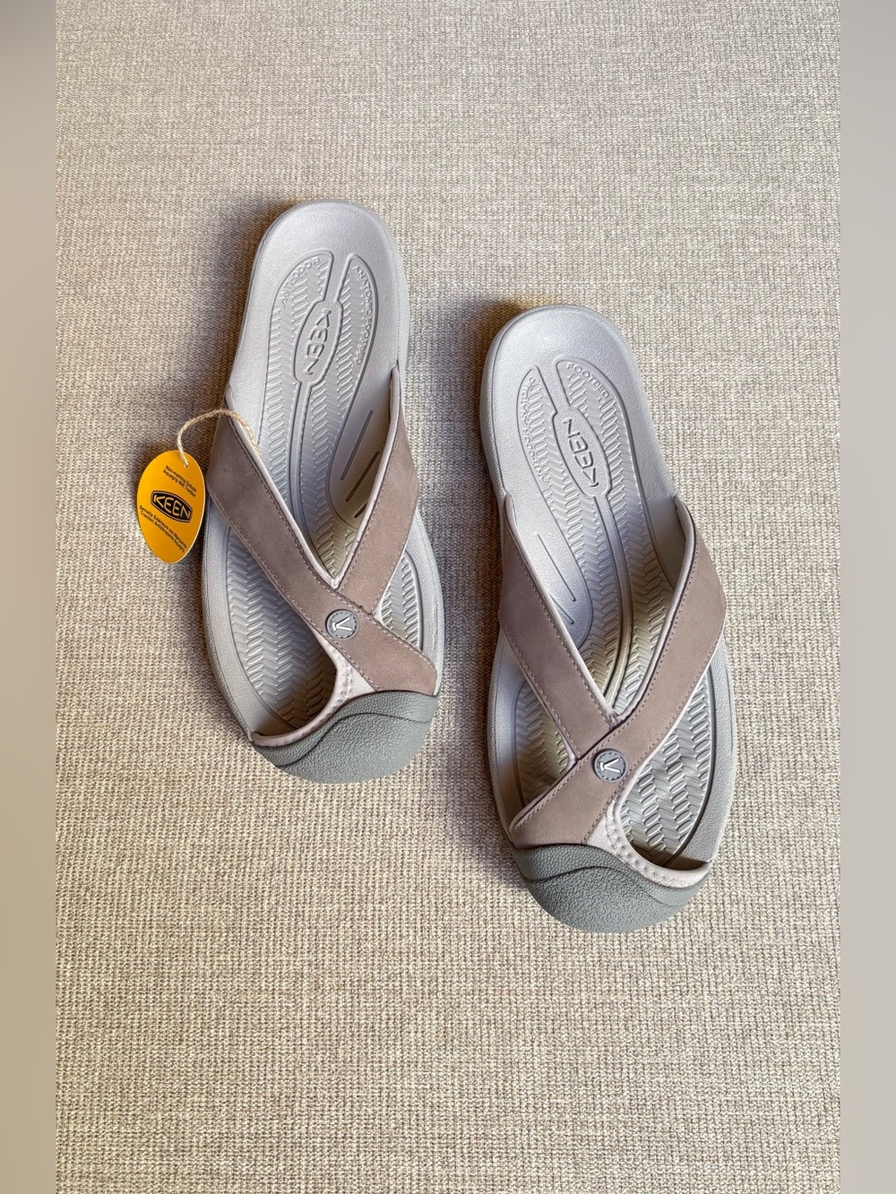 Keen Men's Leather Flip-Flop Sandals.  New with tags
